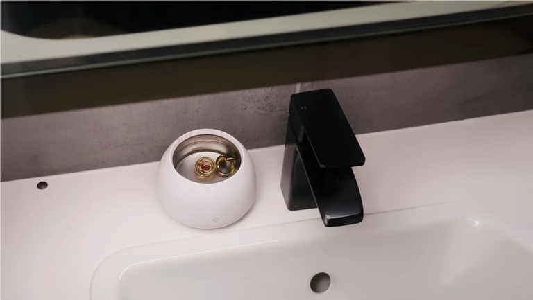 Le Dental Pod peut-il nettoyer les bijoux